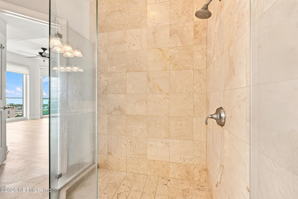 1431 Riverplace Boulevard - Photo 12