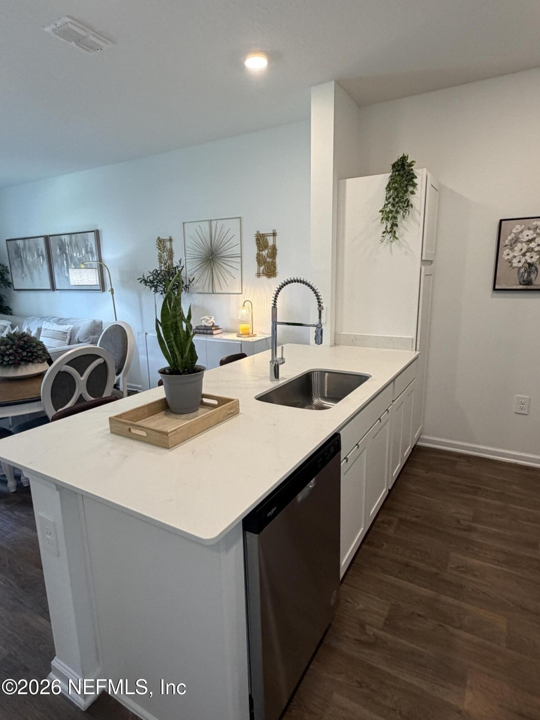 947 Rivertree Place - Photo 6