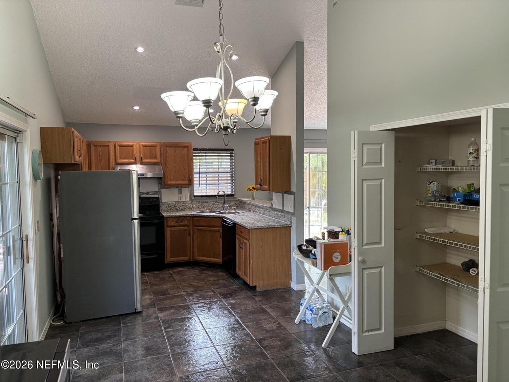 7750 Manassas Court E - Photo 10