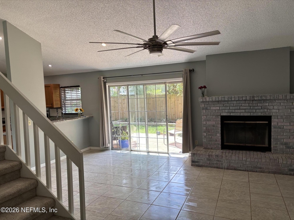 7750 Manassas Court E - Photo 4