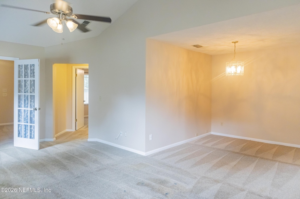 3844 English Colony Drive N - Photo 4