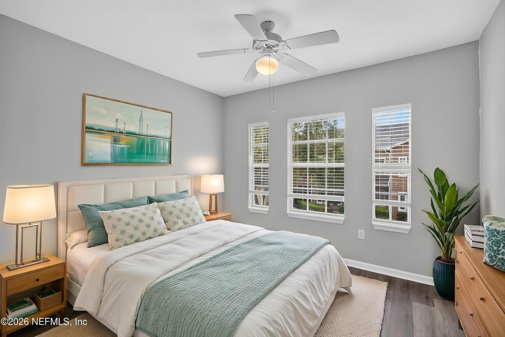 10075 Gate Parkway N - Photo 20
