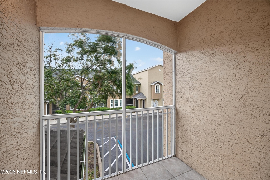 10075 Gate Parkway N - Photo 26