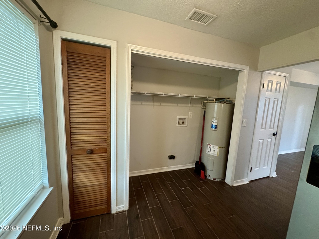 707 Rainer Road - Photo 5