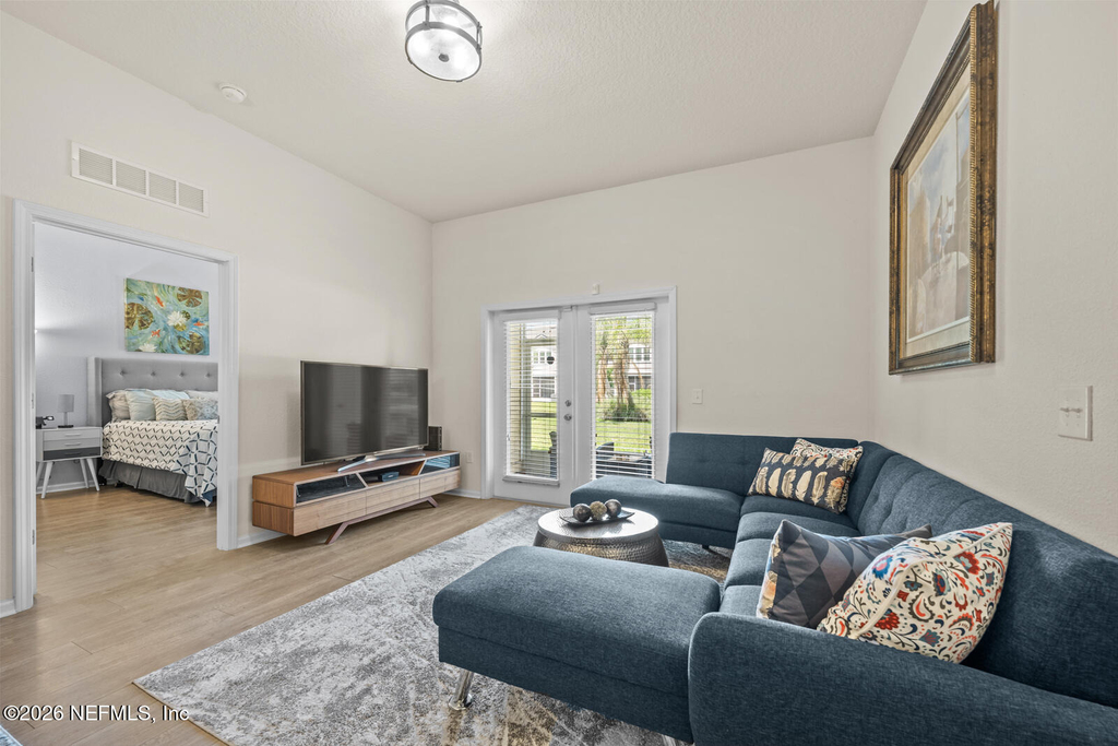131 Burnett Court - Photo 18