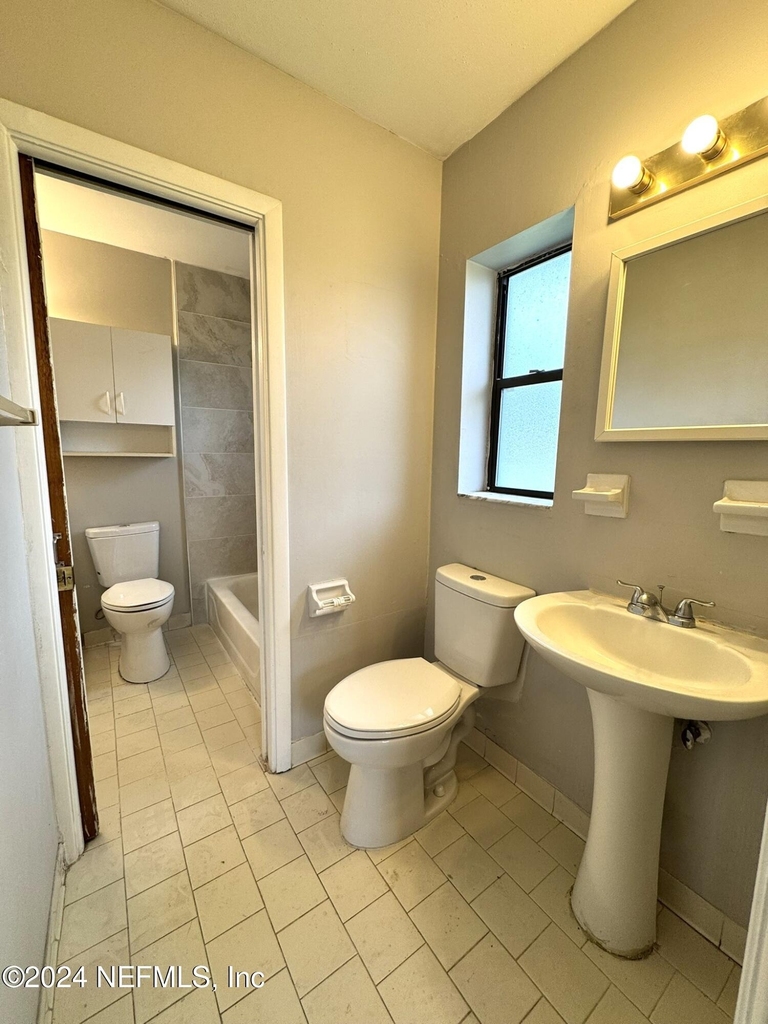 447 Brighton Avenue - Photo 12