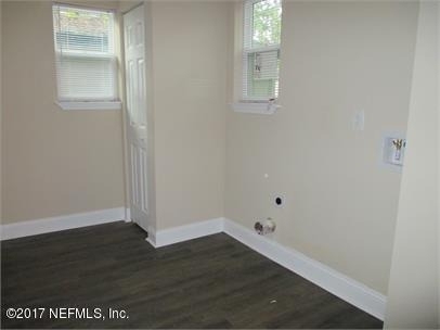 2218 Lamee Avenue - Photo 3