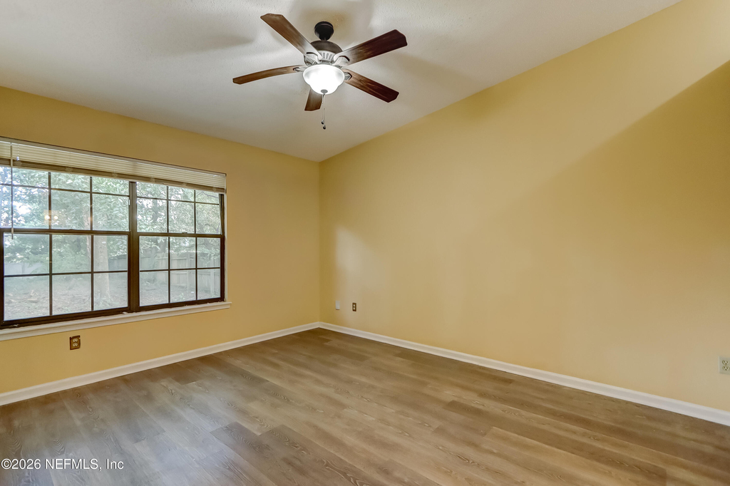3476 Raymur Villa Drive - Photo 16