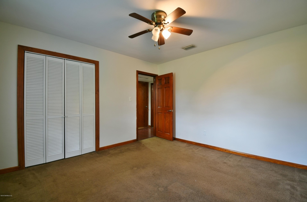 2101 Maple Leaf Drive E - Photo 15