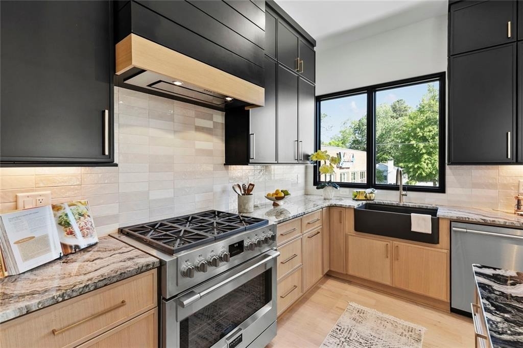 1962 8th Street - Photo 9