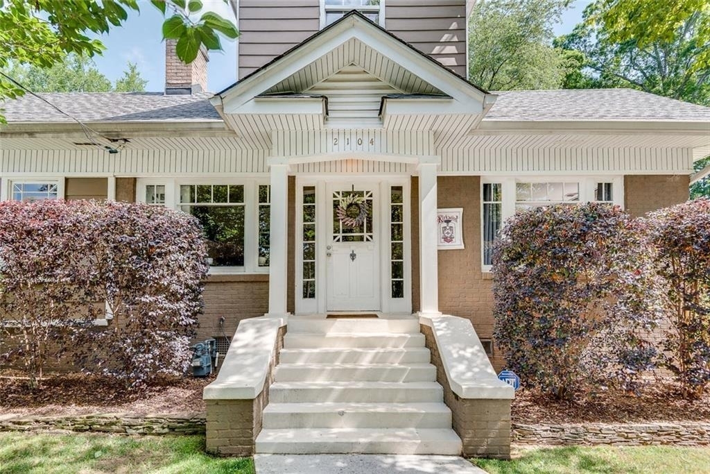2104 Delano Drive Ne - Photo 0