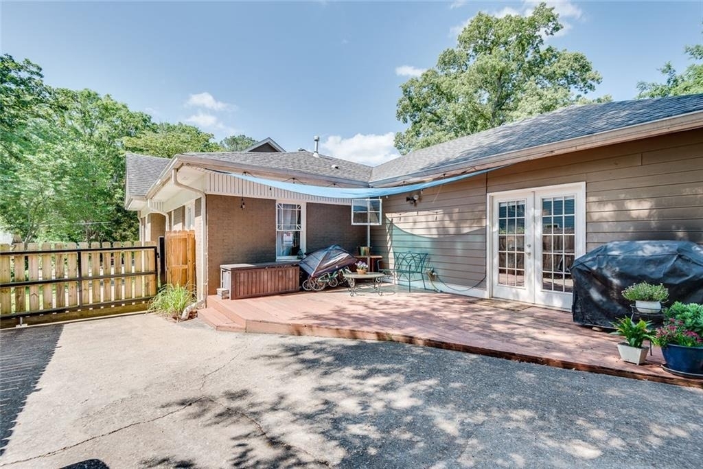 2104 Delano Drive Ne - Photo 6