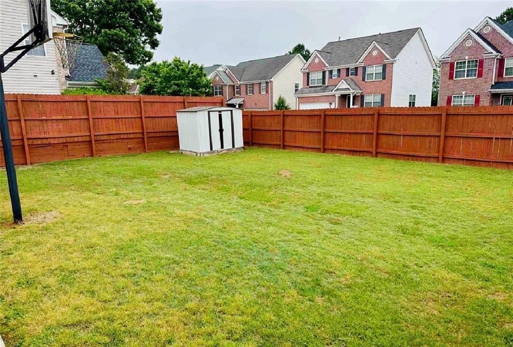 1133 Hawthorn Lane - Photo 9