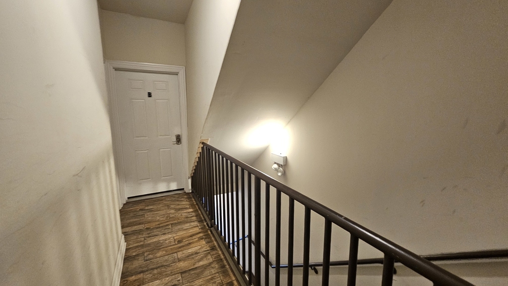 939 W Armitage Avenue - Photo 2