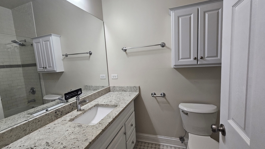 939 W Armitage Avenue - Photo 16