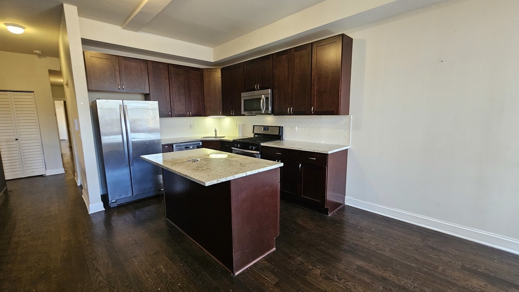 939 W Armitage Avenue - Photo 6