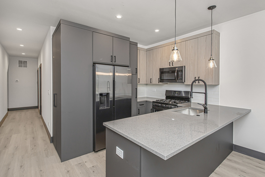 6500 S Ingleside Avenue - Photo 4