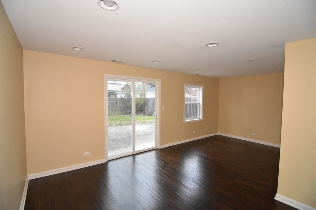 2710 Reuter Street - Photo 7
