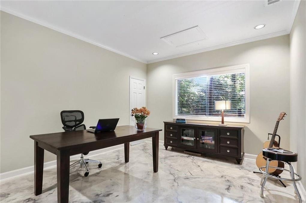 930 Manchester Place - Photo 27