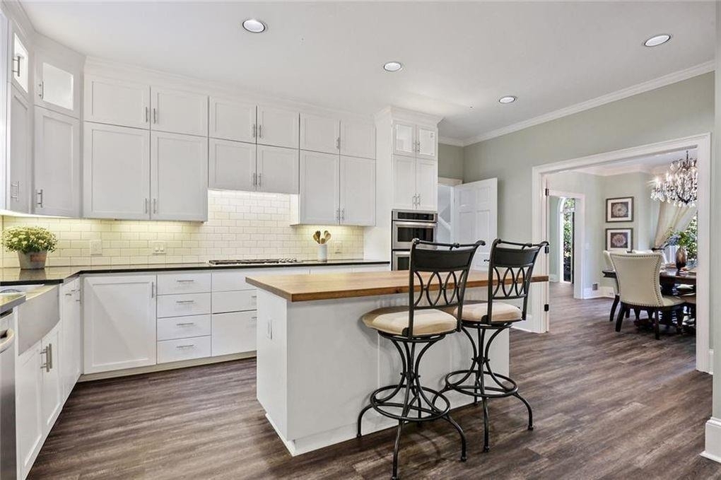 930 Manchester Place - Photo 11