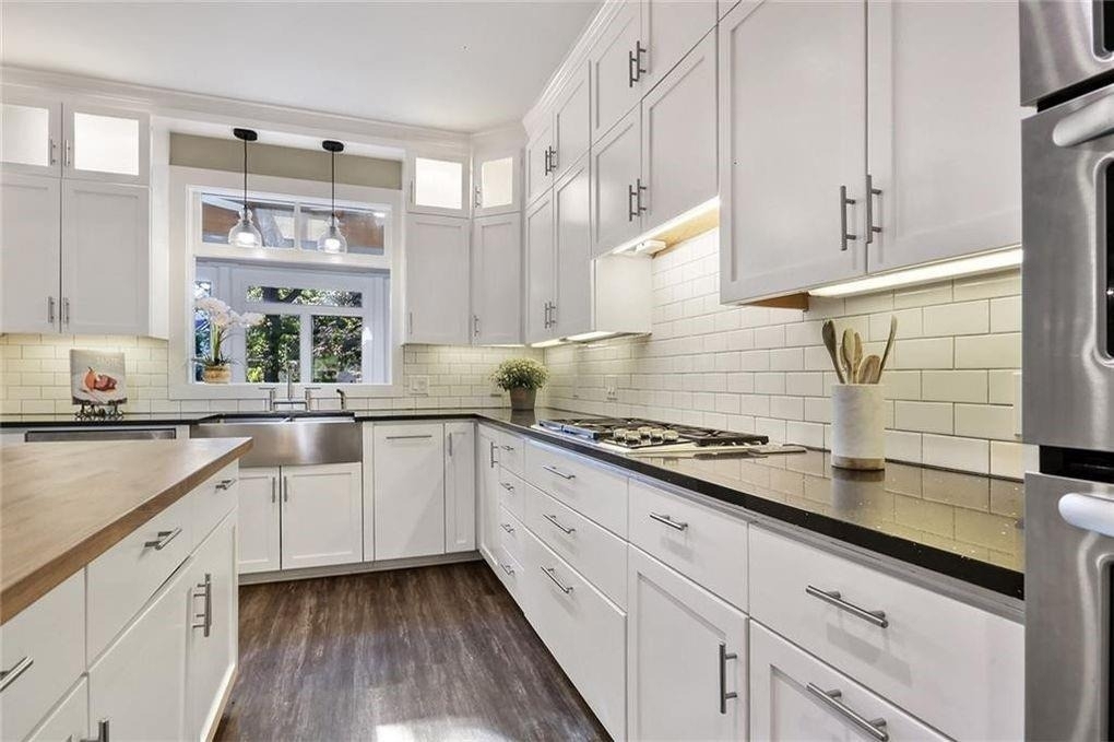 930 Manchester Place - Photo 13