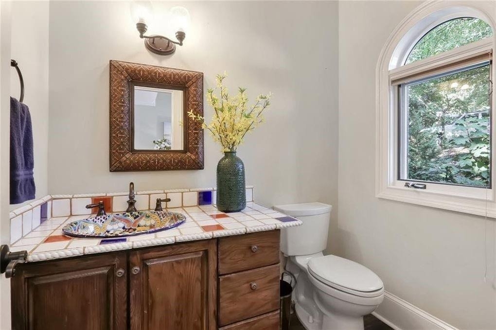 930 Manchester Place - Photo 20