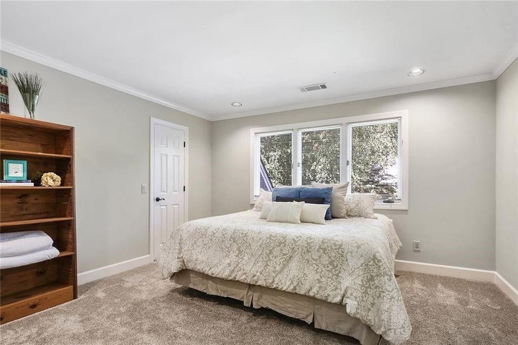 930 Manchester Place - Photo 26