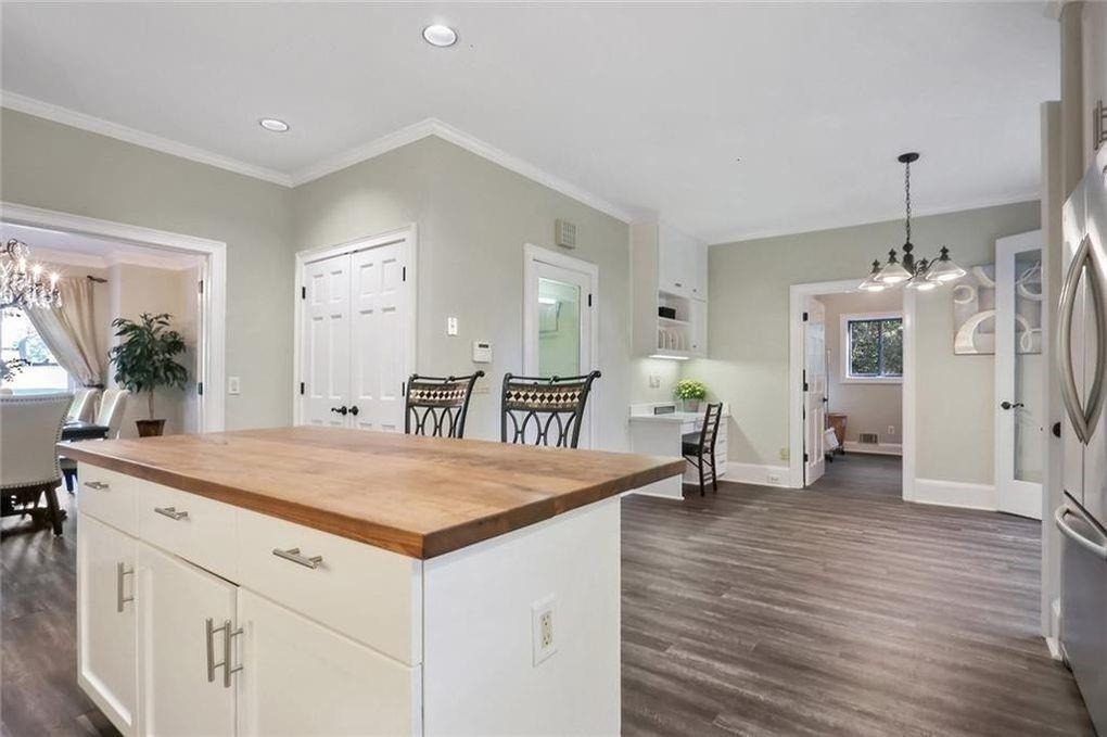 930 Manchester Place - Photo 12