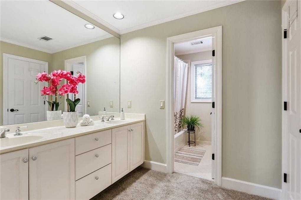 930 Manchester Place - Photo 25