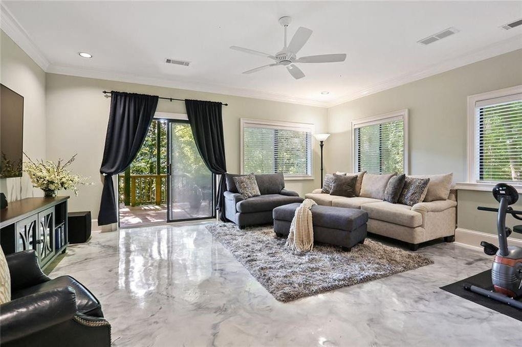 930 Manchester Place - Photo 29
