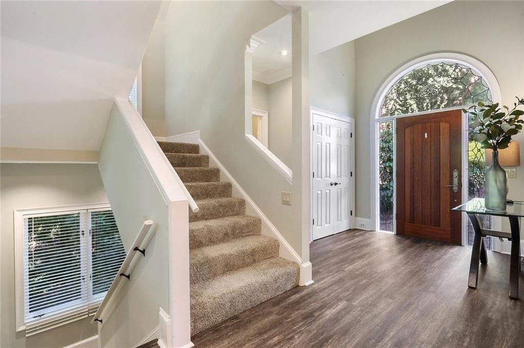 930 Manchester Place - Photo 3