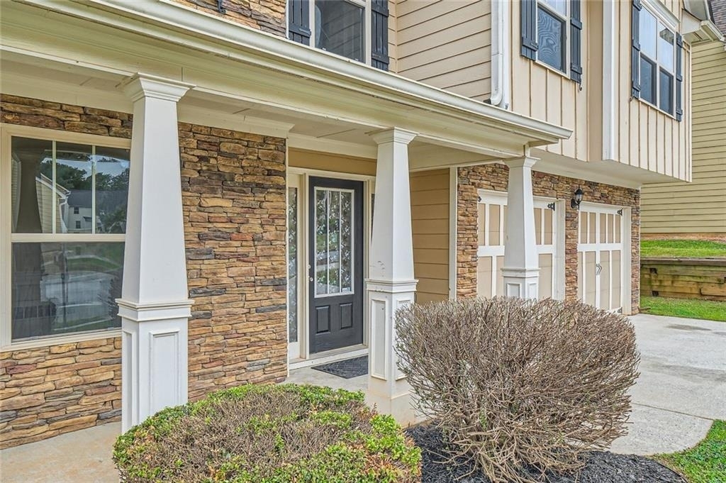 1071 Mcduffie Circle - Photo 1