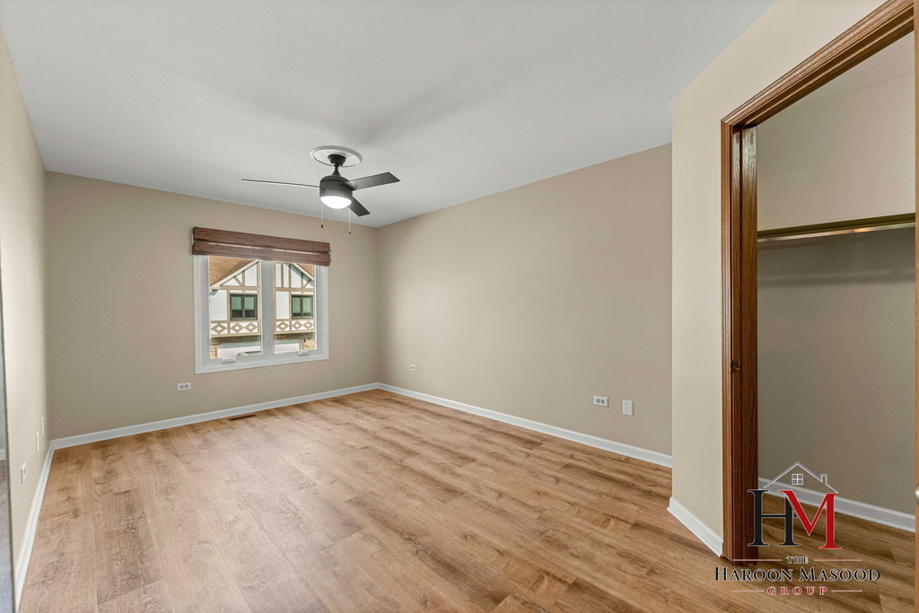 9241 Windsor Parkway - Photo 13
