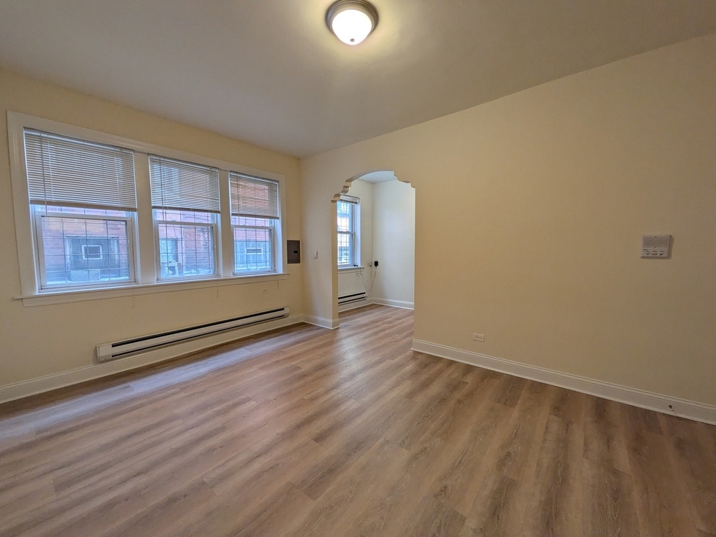 2936 W Palmer Street - Photo 2