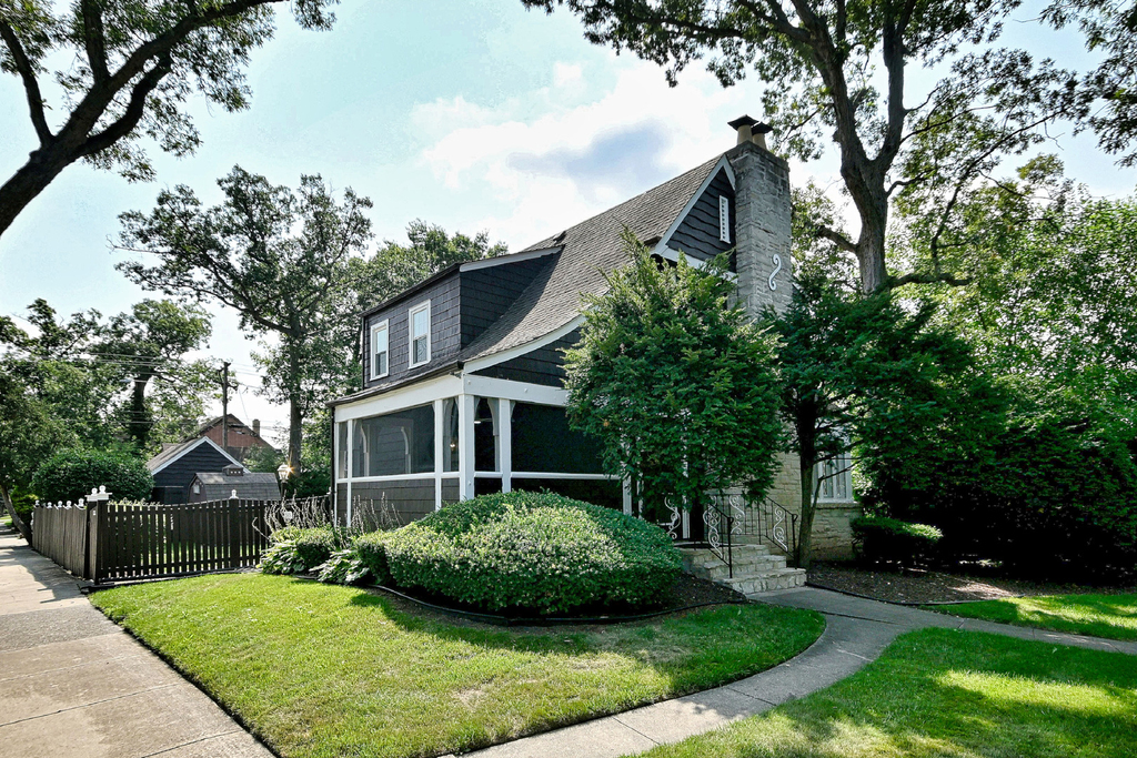 2147 N 78th Avenue - Photo 1
