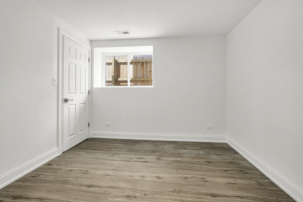 4751 W Monroe Street - Photo 11