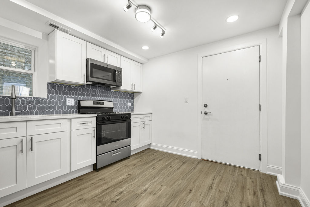 4751 W Monroe Street - Photo 10
