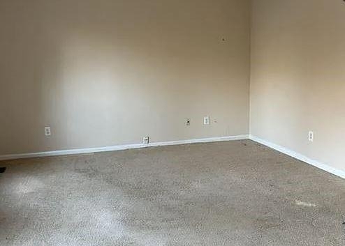 3253 Deshong Drive - Photo 4