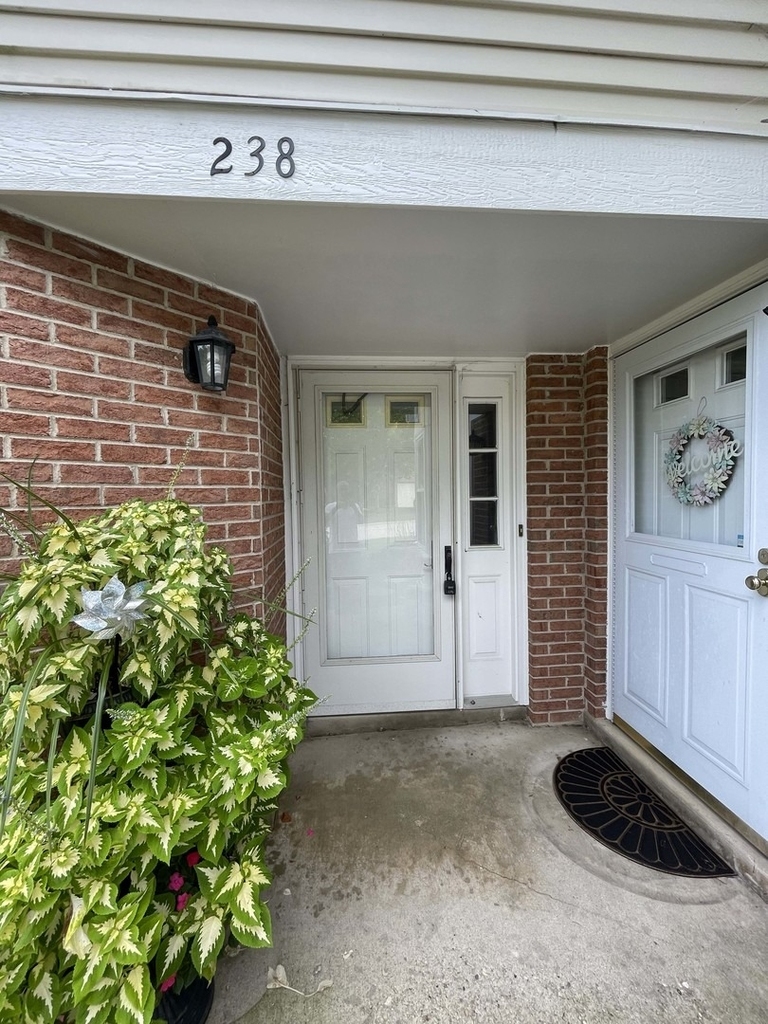 238 Green Knoll Lane - Photo 2