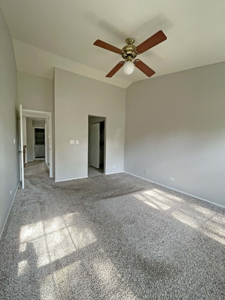 238 Green Knoll Lane - Photo 9