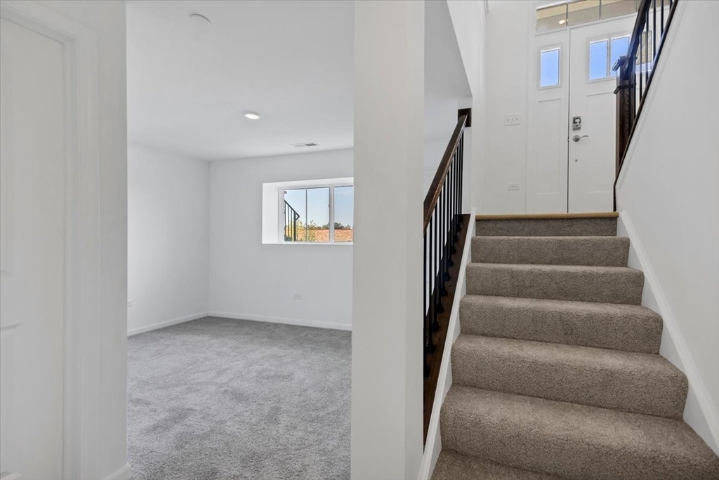 333 Settlers Place - Photo 3