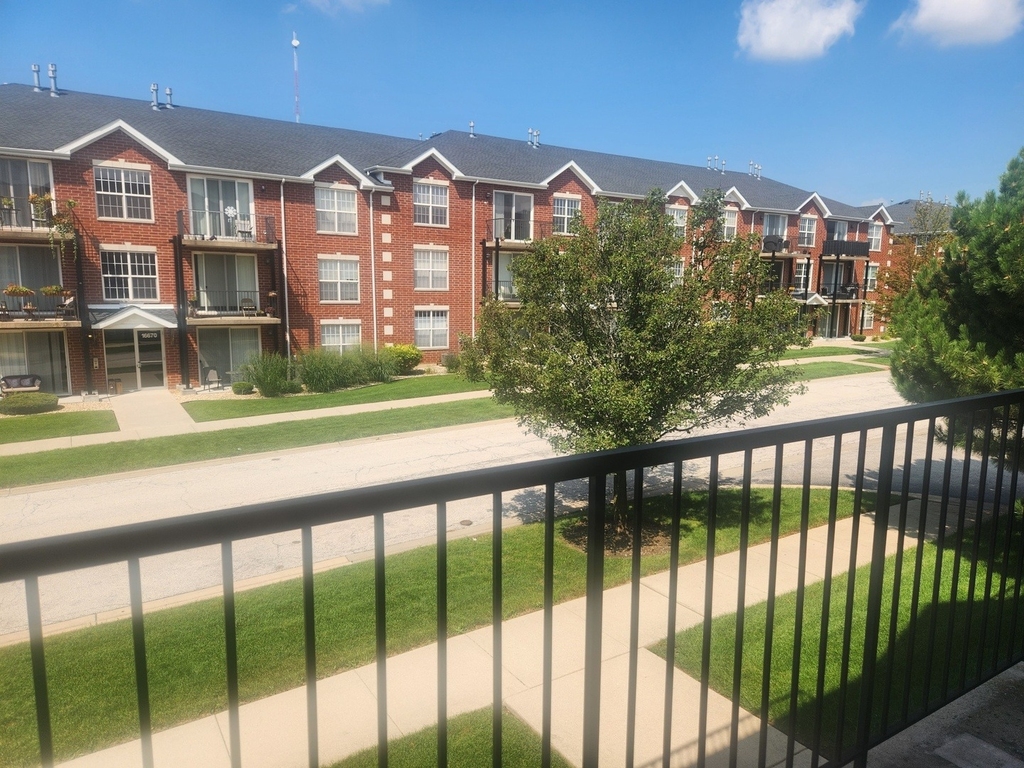 16661 Liberty Circle - Photo 10