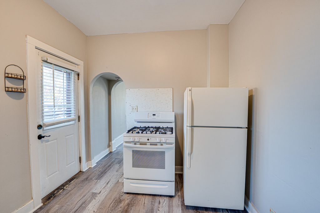 79 S 4th Street - Photo 2