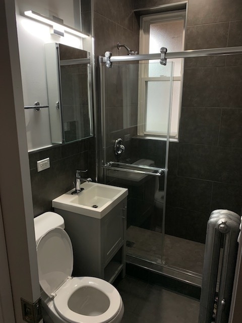 709 W Barry Avenue - Photo 3