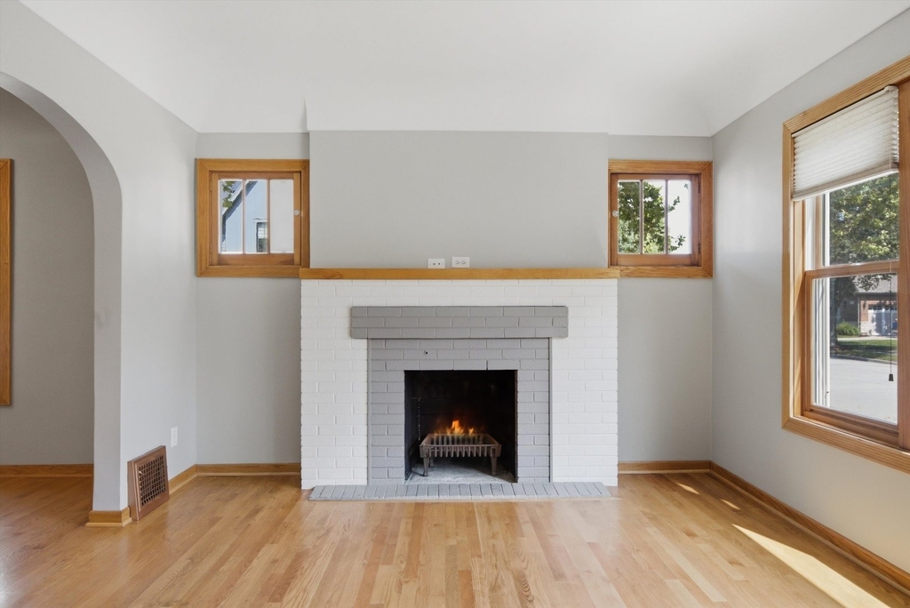 586 S Hawthorne Avenue - Photo 5