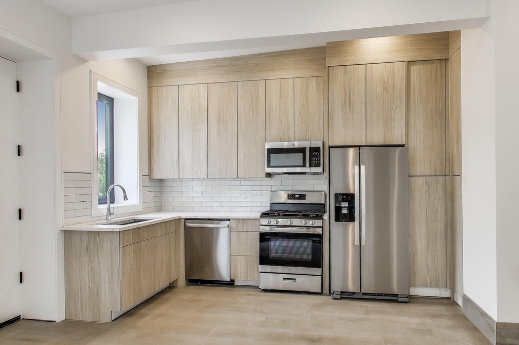 2023 N Drake Avenue - Photo 7