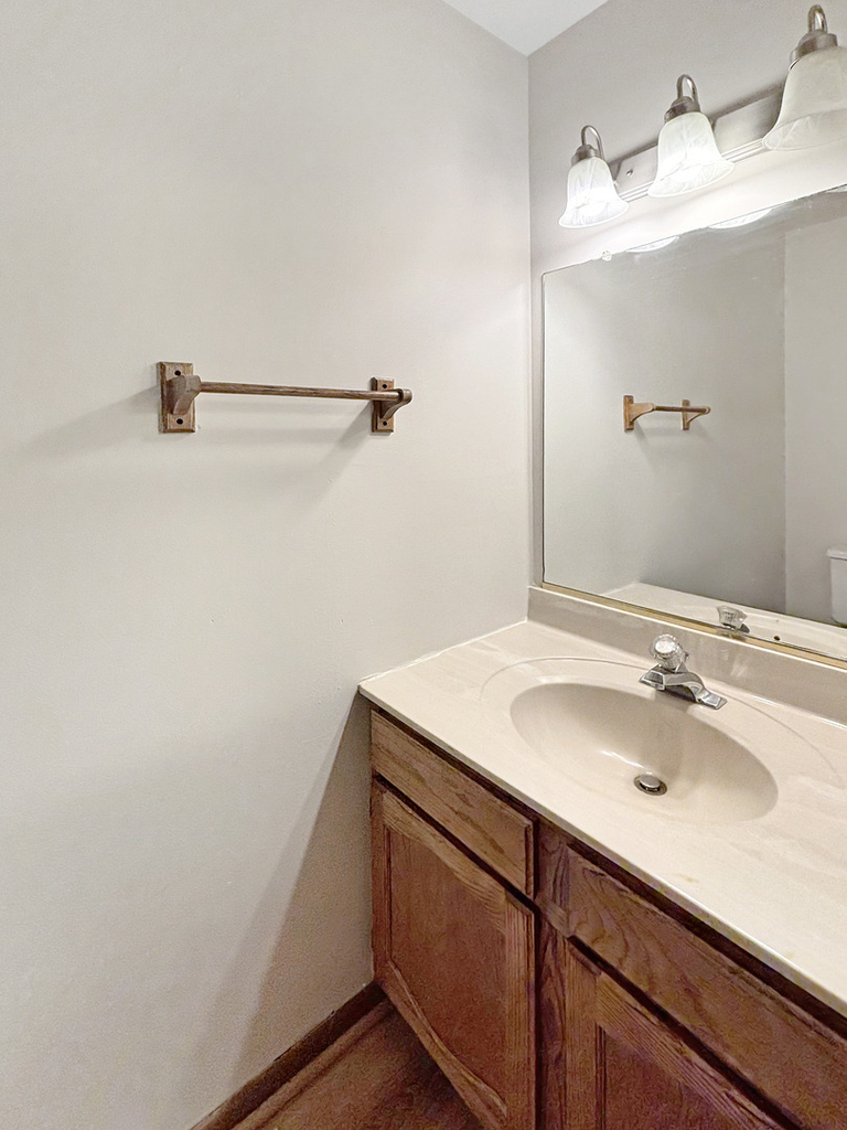 3745 Johns Manville Avenue - Photo 5
