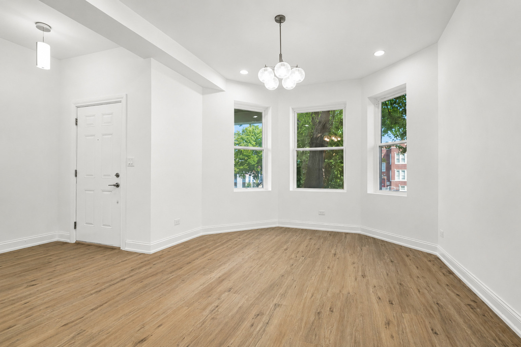 4751 W Monroe Street - Photo 2
