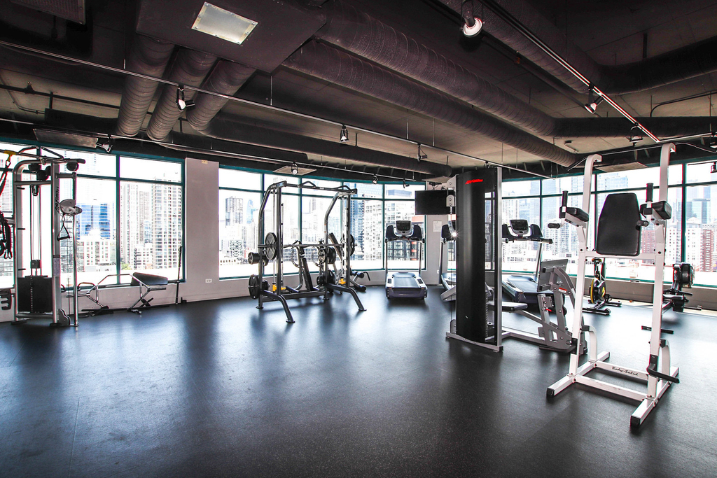 340 W Superior Street - Photo 30