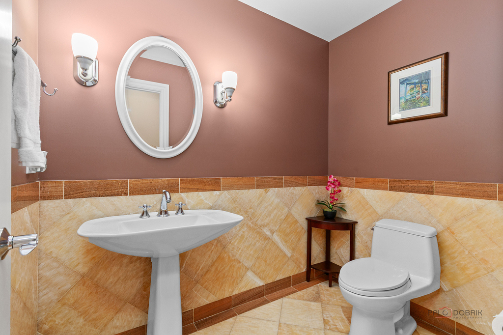 312 Camargo Court - Photo 23